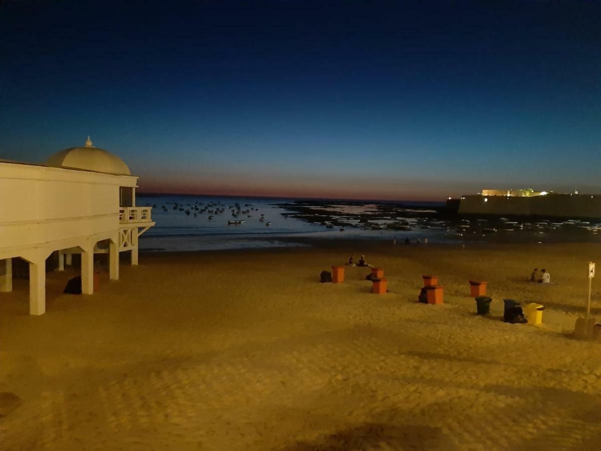 Acogedor Y Luminoso Apartamento Apartment Cadiz Luaran gambar